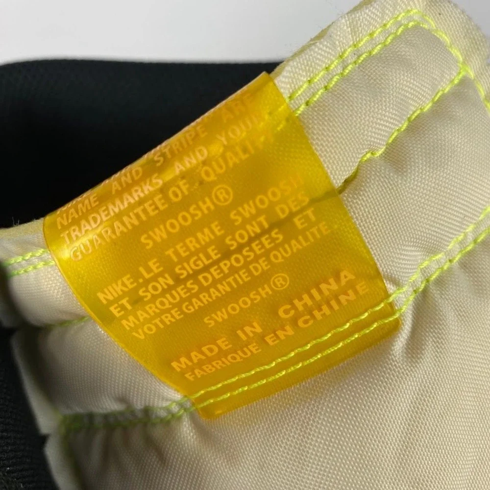 Jordan 1 Retro High OG Mens Size 10‎ Volt Gold Black White 555088-118 Sneakers